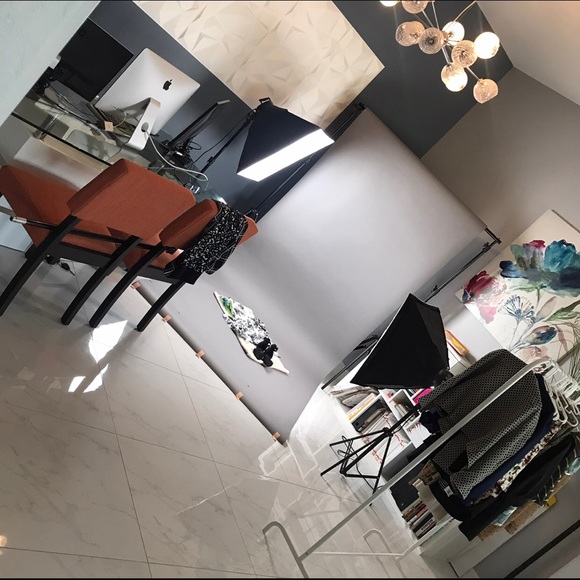 Meet your Posher, Nichol - Picture 7 of 8